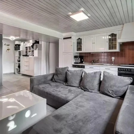 Alp 4 Bedrooms Apartamento